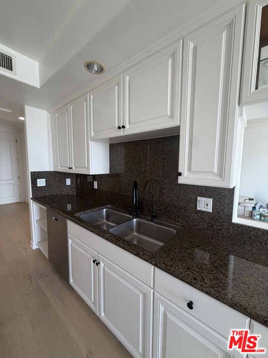 1450 S Beverly Dr #404 — photo 10