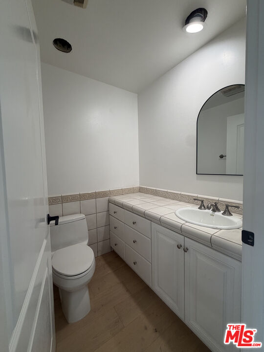 1450 S Beverly Dr #404 — photo 14