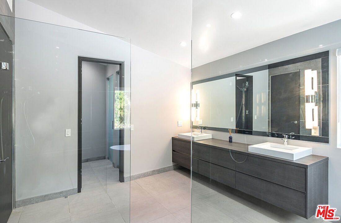 2122 Castle Heights Ave — photo 19