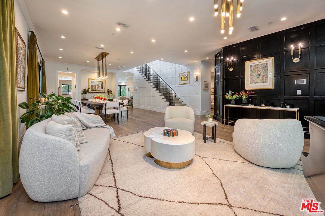 320 N Alta Vista Blvd — photo 6