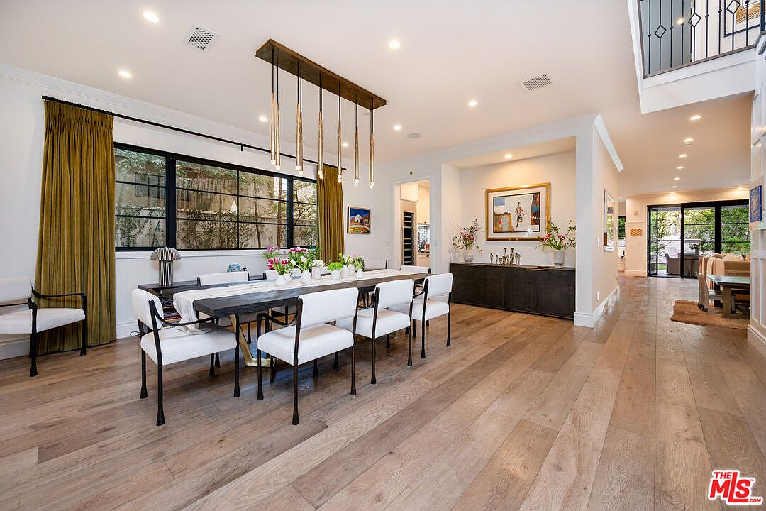 320 N Alta Vista Blvd — photo 9