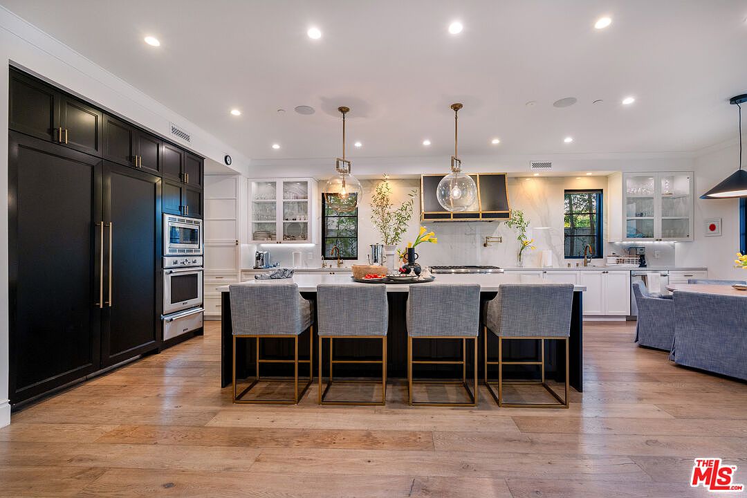 320 N Alta Vista Blvd — photo 20