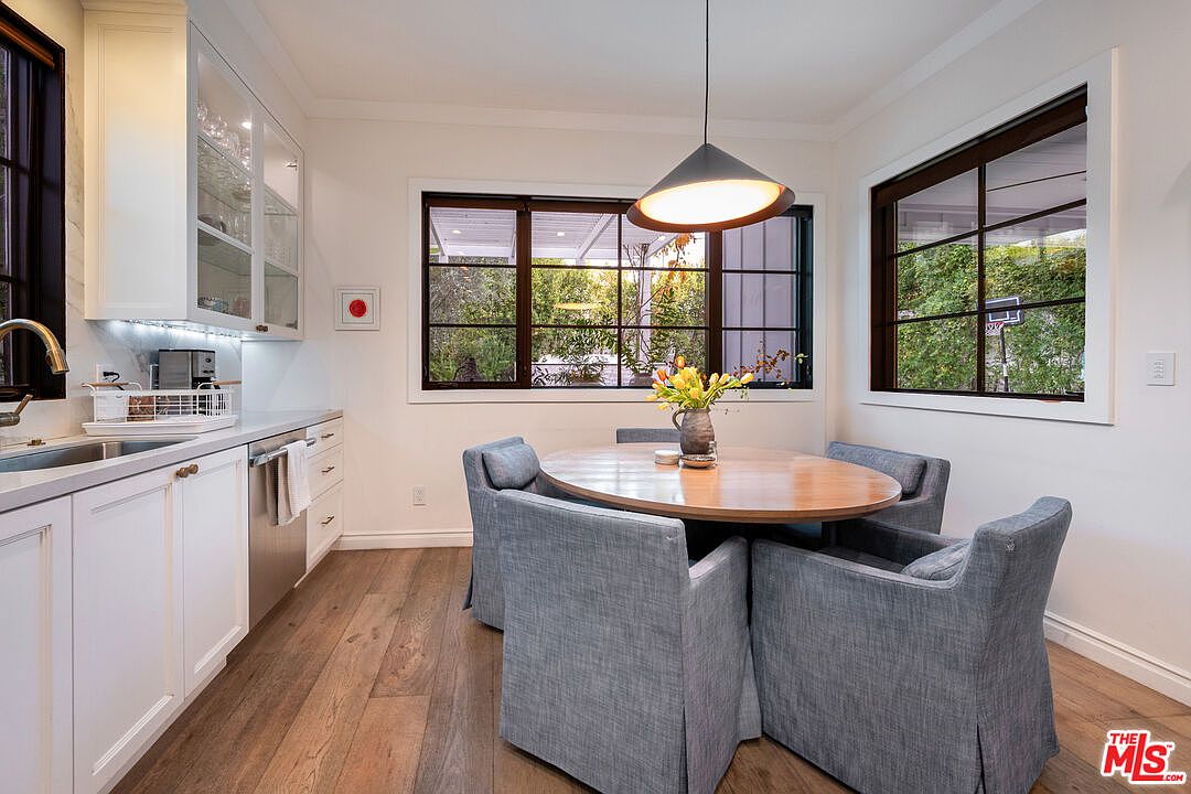 320 N Alta Vista Blvd — photo 40