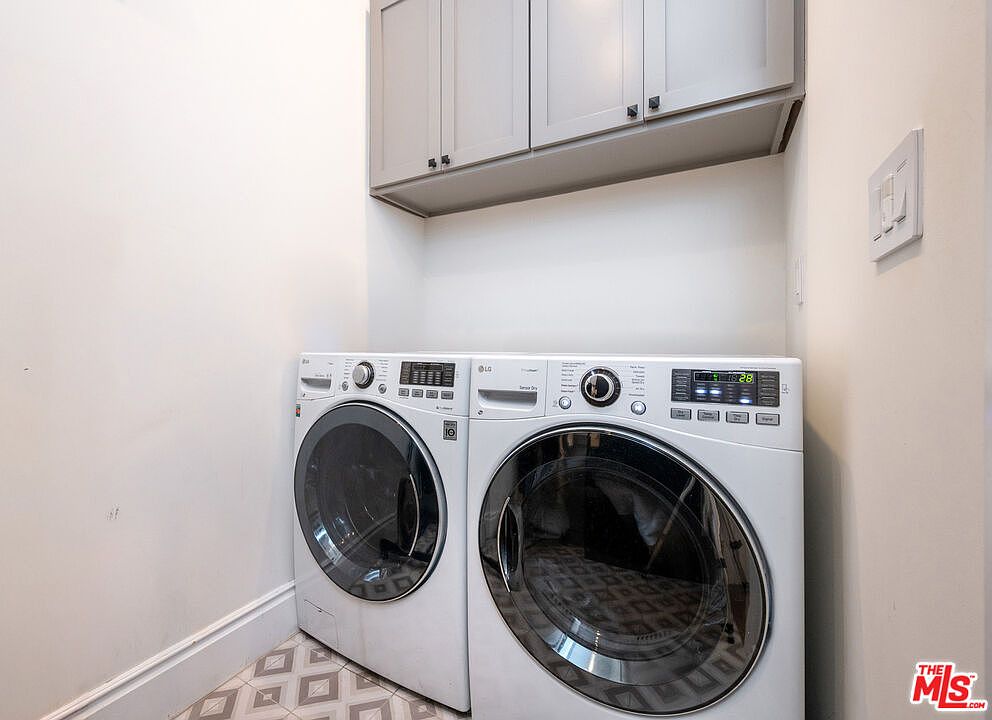 320 N Alta Vista Blvd — photo 61