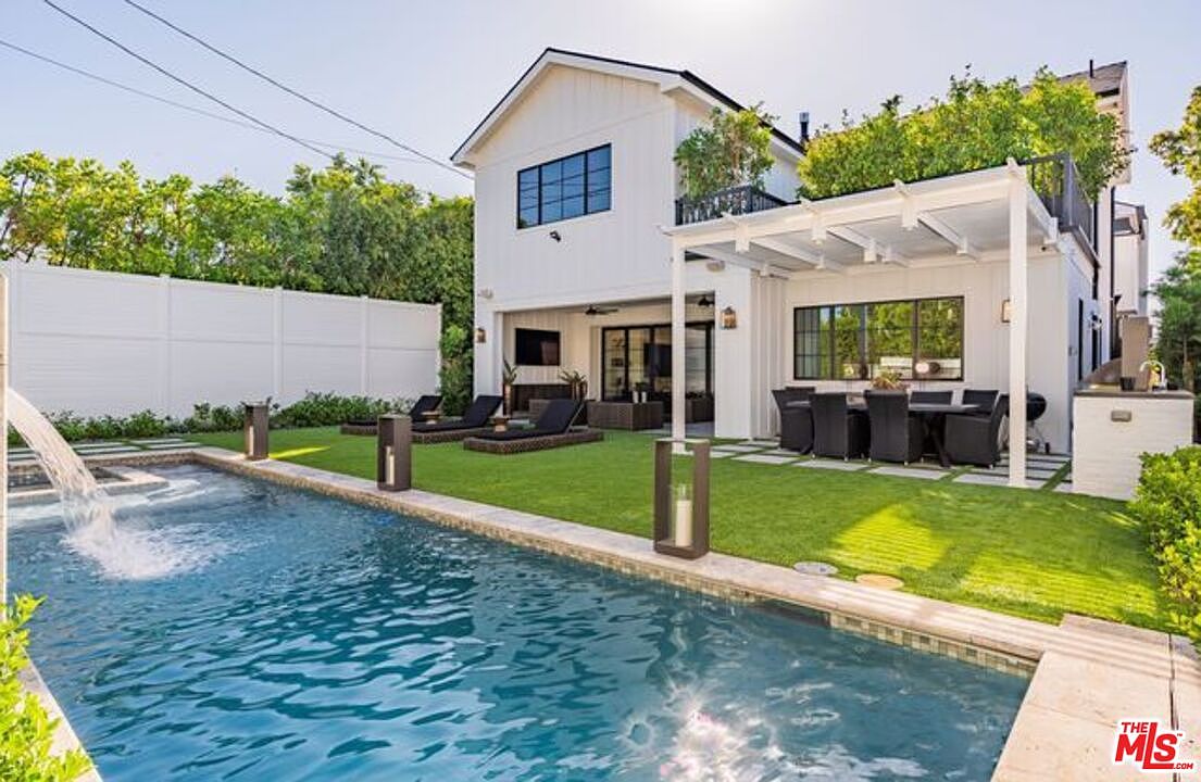 320 N Alta Vista Blvd — photo 66