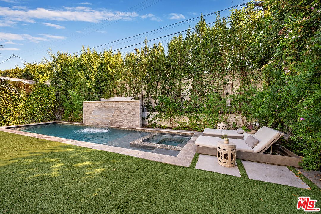 320 N Alta Vista Blvd — photo 71